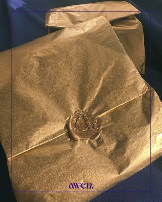 Miluju dávat dárky. Ten pocit výjimečnosti co má obdarovaný. To napětí při rozbalování. Ta radost po vybalení. ~ Přesně to...