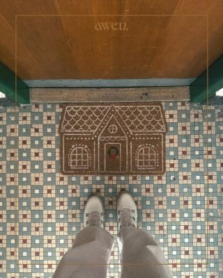 Poslední letošní Vánoce jsou ty naše. Letos jsem je pojala úúúplně minimalisticky. Ozdoby zůstaly ve skříni a na stromeček...